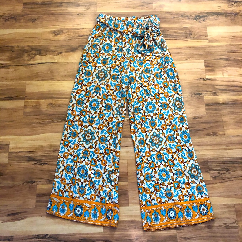 NWOT SHEIN Women’s Orange Blue Floral Pants